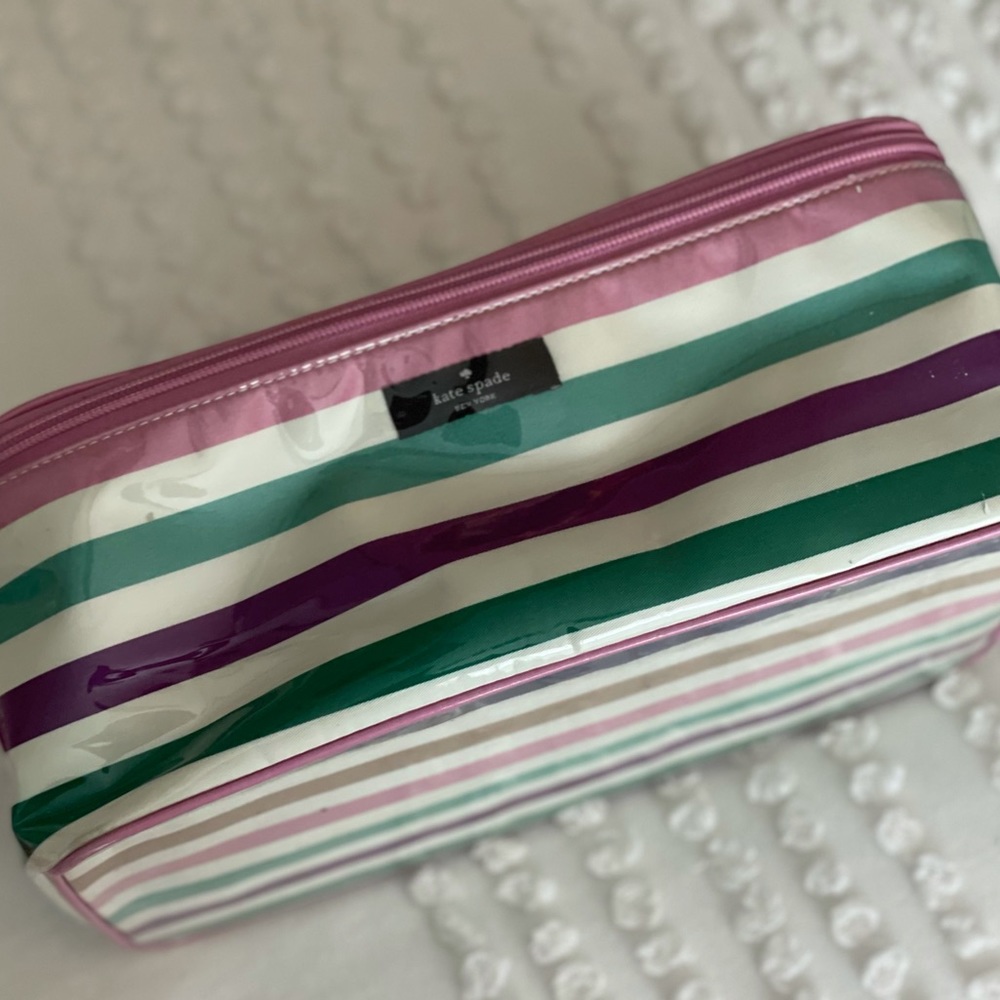 Kate Spade Travel Cosmetic Set Vanity Kit / Train C… Gem